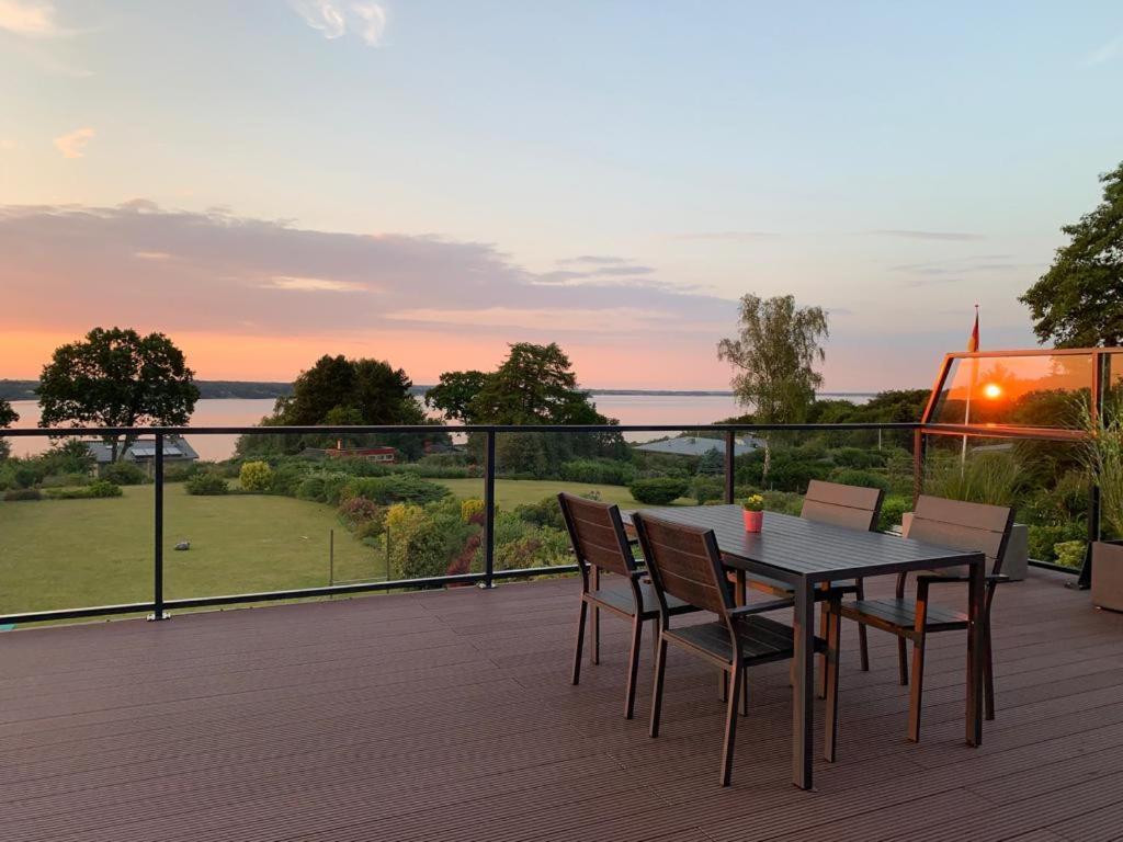 Fewo1846 - Sundowner - Luxurioese Wohnung Mit 2 Schlafzimmern Und Sonnenterrasse Flensburg Buitenkant foto